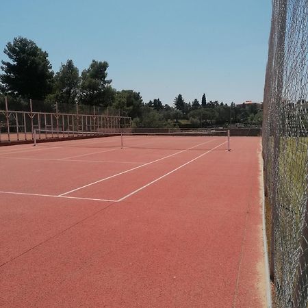 Appartement Zen A Frejus Avec Jardin, Piscine, Tennis, Proche Mer Luaran gambar