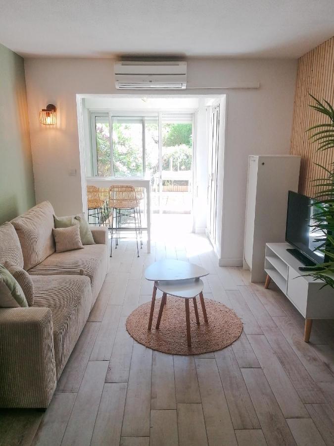 Appartement Zen A Frejus Avec Jardin, Piscine, Tennis, Proche Mer Luaran gambar